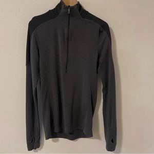 Smartwool Merino Wool 1/4 Zip Lightweight Sweater Gray Stripe Shoulder Collar-M